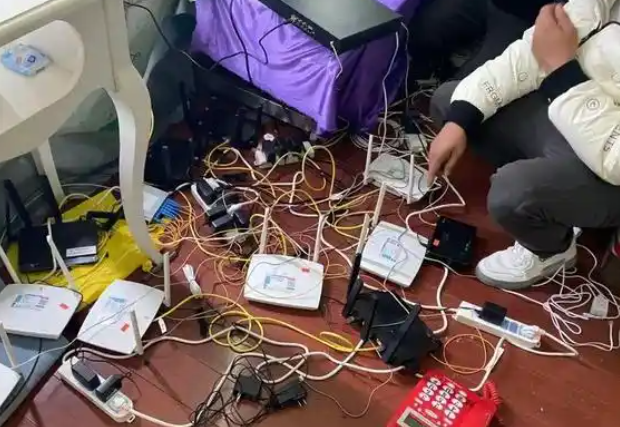 提醒学生享受假日乐趣筑牢网络安全防线增强自我防护 提醒学生享受假日乐趣筑牢网络安全防线增强自我防护