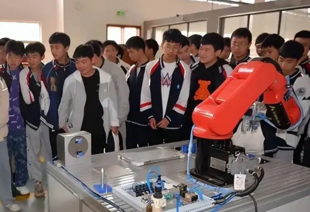 讲堂学习网络随同项目体会五维交融体系的课程设计初衷 讲堂学习网络随同项目体会五维交融体系的课程设计初衷